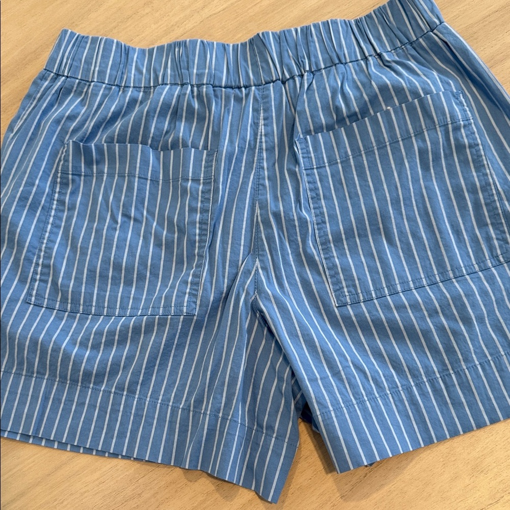 A New Day Blue & White Striped Pull On Shorts Size Small Casual Summer - Picture 3 of 5